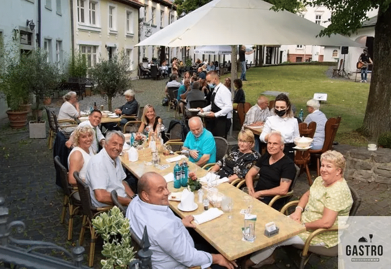 Handel, Gastronomie und Kultur: der ideale Weg für eine lebendige, attraktive Stadt